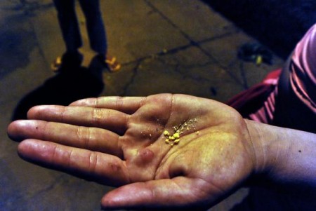 O crack é uma forma de apresentação da cocaína, que é usada em forma de pedra (Foto: Arquivo/Agência Brasil)