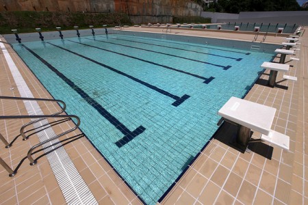 A piscina olímpica tem dimensões oficiais, conforme determina a Federação Internacional de Natação (Foto: Elói Corrêa/GOVBA)