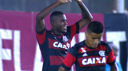 Atacante Marcelo Cirino marcou o segundo gol do Flamengo (Foto: Site Oficial do Flamengo)