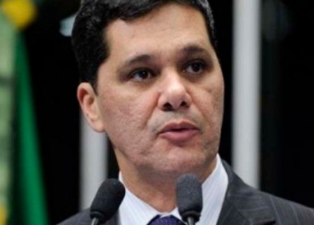 O senador Ricardo Ferraço deixou o PMDB e se filiou ao PSDB (Foto: /Antonio Cruz/Agência Brasil)