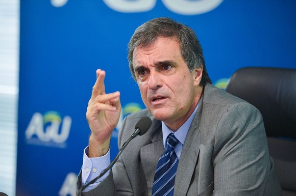 o advogado-geral da União pede que sejam anulados todos os atos praticados por Cunha (José Cruz/Agência Brasil)