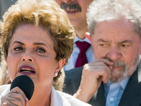 O PT de Dilma e Lula está coligado  em 8.488 candidaturas em 570 municípios, nas eleições deste ano, com o PMDB de Michel Temer. É golpe?