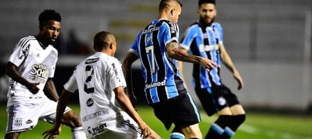O time campineiro voltou a vencer após dois jogos e chegou aos 38 pontos, passando o Grêmio na tabela.