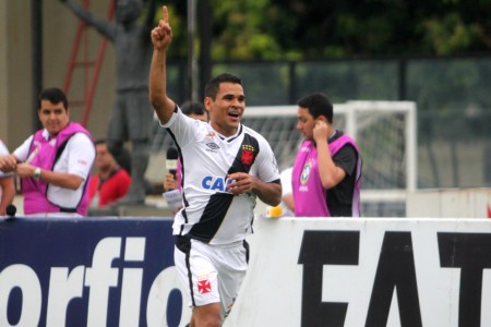O Vasco se manteve na liderança e abriu vantagem de três pontos para o vice-líder. (Foto: Vasco/Divulgação)