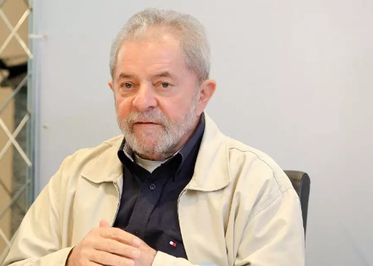 A semana teve início com um boato dando conta de que Lula seria preso na segunda-feira (Foto: Reprodução)