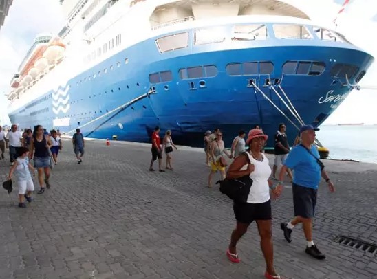 Os turistas que desembarcarem na capital irão desfrutar  do novo Terminal de Passageiros do porto. (Foto: GovBa/Divulgação)