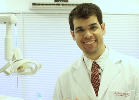 Cirurgião dentista e hipnoterapeuta Diego Wildberger.