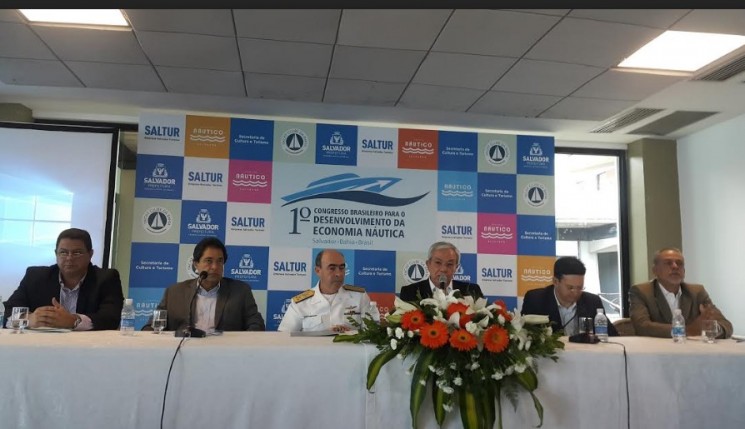 O I Congresso Brasileiro para o Desenvolvimento da Economia Náutica foi  realizado no Yatch Clube da Bahia.
