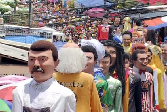 Os bonecos gigantes, marca registrada  do carnaval de Olinda, têm um grande encontro na terça-feira (28), em uma concentração no Largo do Guadalupe