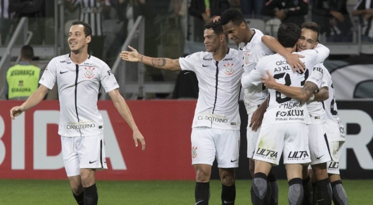 Com 44 pontos, o Corinthians tem mais um desafio: pega o embalado Sport. Será que o time de Luxemburgo resiste?