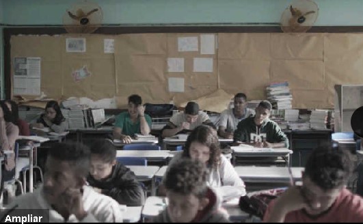 O longa-metragem, dirigido por Cacau Rhoden (“Tarja Branca”), é apresentado pelo Instituto Unibanco e produzido pela Maria Farinha Filmes. (Foto: Divulgação/Maria Farinha Filmes)