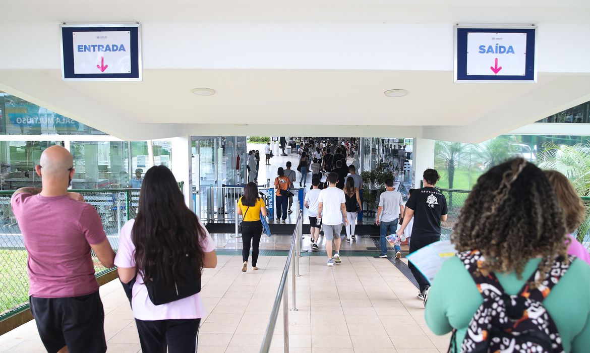 Inep divulga locais de provas do Enem 2022; quase 4 milhões de estudantes inscritos.