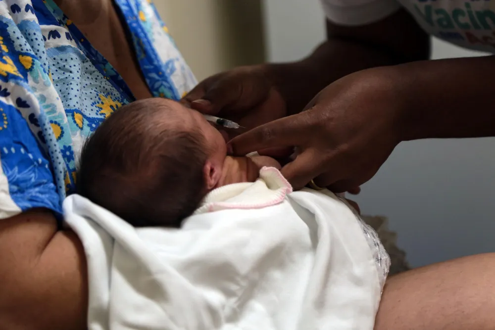 Covid-19: Salvador cadastra para vacinação de crianças entre seis meses e 2 anos com comorbidades