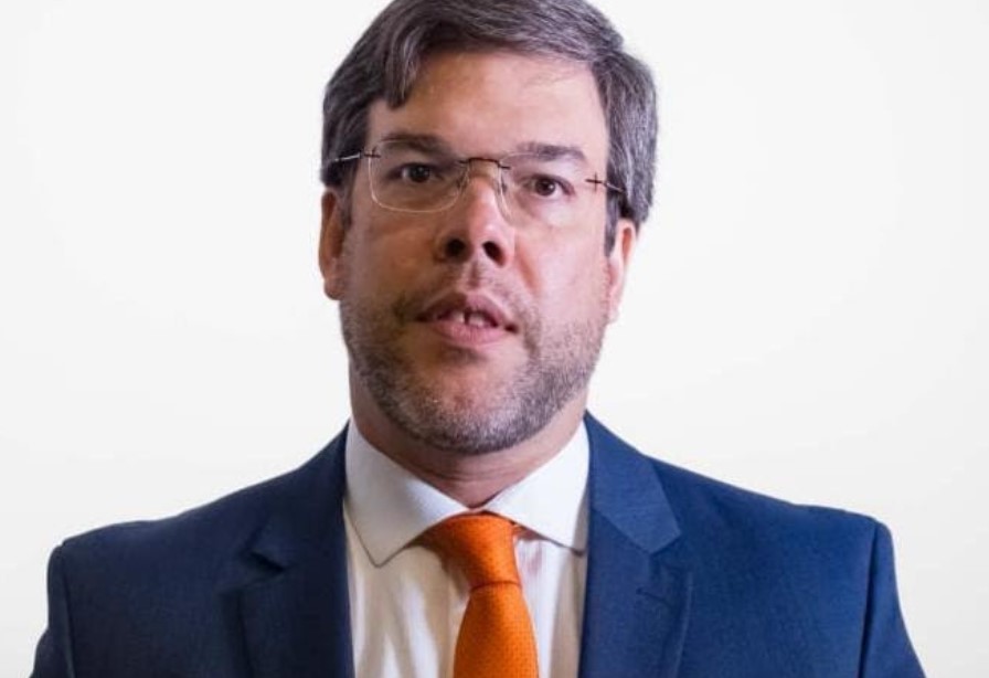 Azi e Torres Advogados Associados celebra maturidade e crescimento em  20 anos no mercado