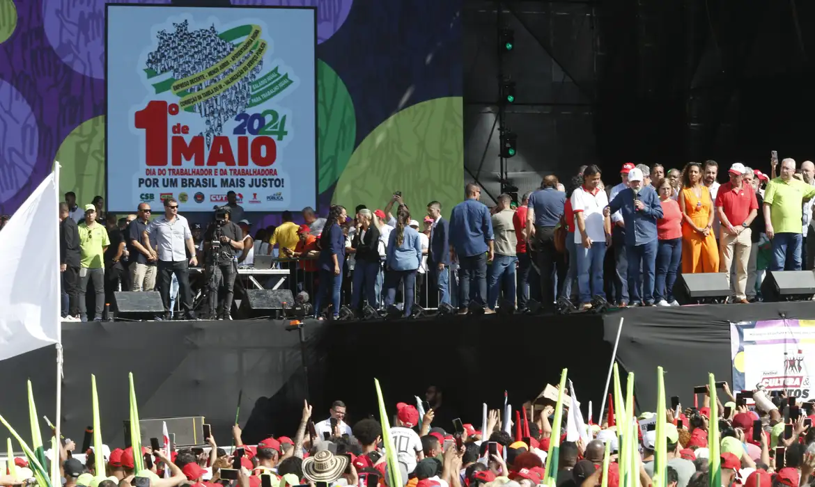 Lula sanciona reajuste da tabela do Imposto de Renda
