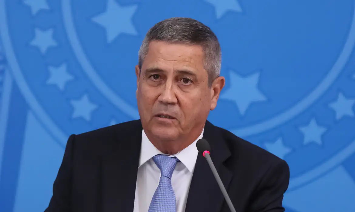 Após audiência de custódia, STF mantém prisão preventiva de Braga Netto