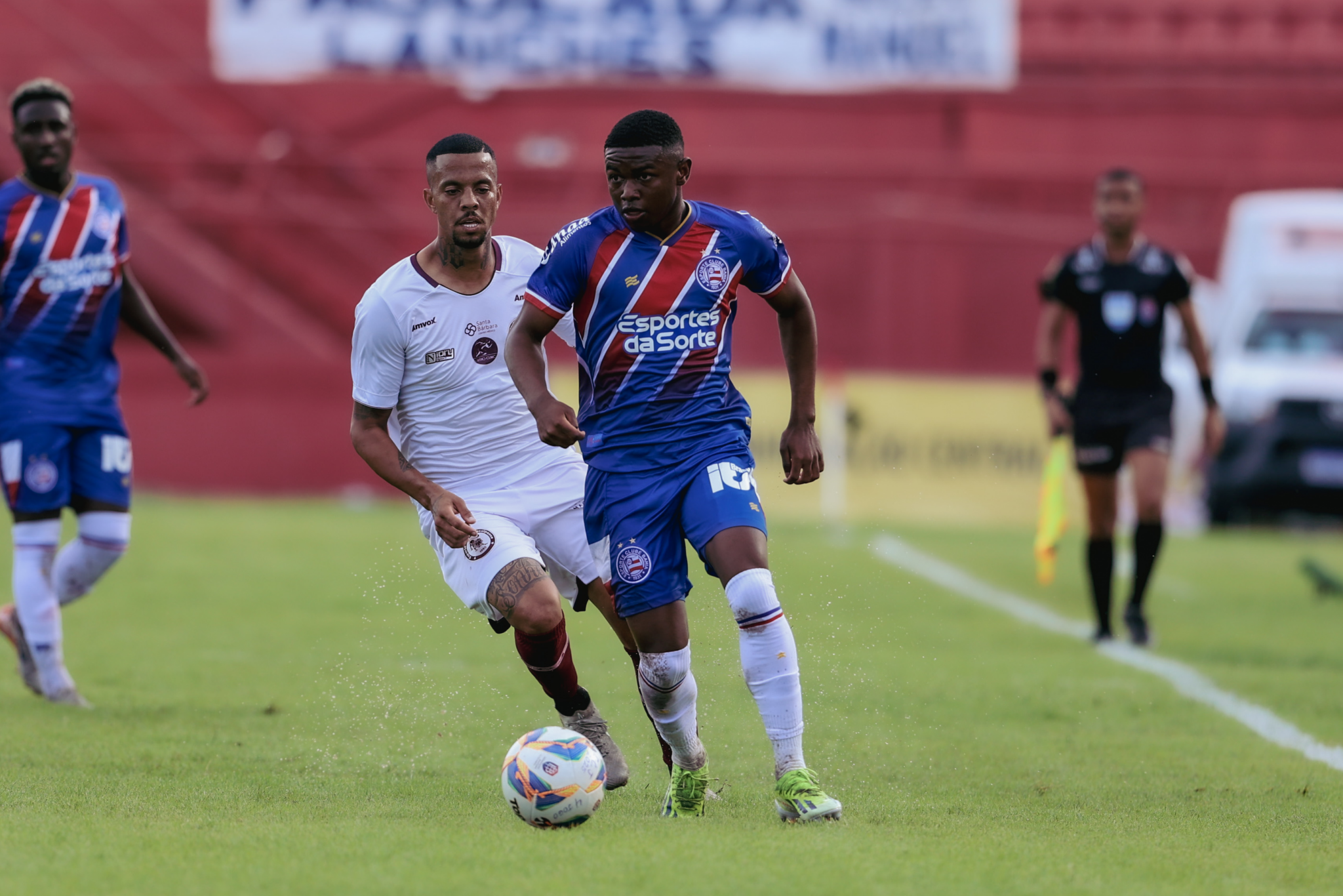 Com time sub-20, Bahia empata com Jacuipense com time alternativo