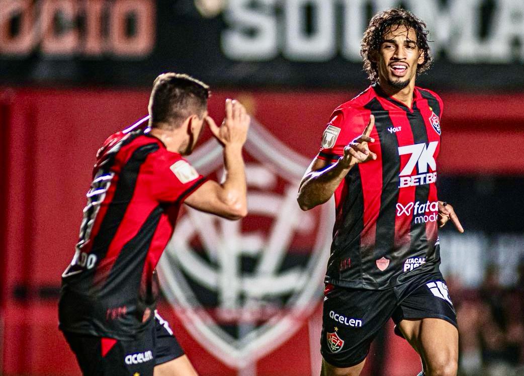 Vitória vence o Porto e fica perto das semis do Campeonato Baiano