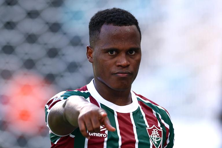 Fluminense sofre em empate sem gols com Mamelodi, mas avança às oitavas