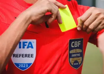 CBF anuncia programa de profissionalização de árbitros de futebol