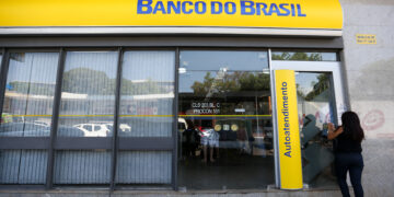 Mistura de populismo a ineficiência derruba o BB