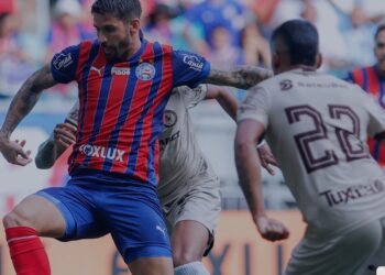 Jacuipense arranca no fim do jogo empate do Bahia na Fonte Nova em jogo de 4 gols