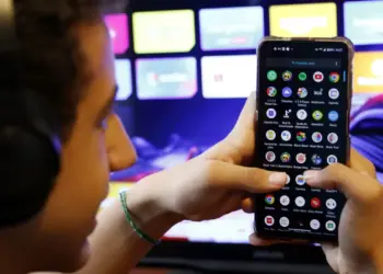Governo desiste de aumentar   impostos para smartphones e eletrônicos