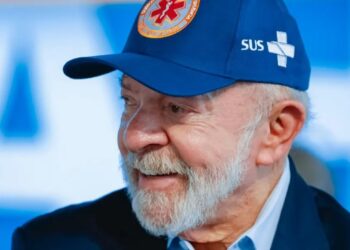 Lula cumpre agenda política do PT em Salvador neste sábado (7)