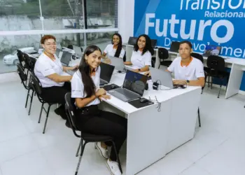 Ilha de Maré recebe Programa Jornada Jovem Acelen