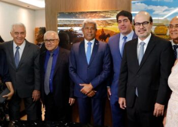 Otto Alencar Filho toma posse  como conselheiro do TCE-BA