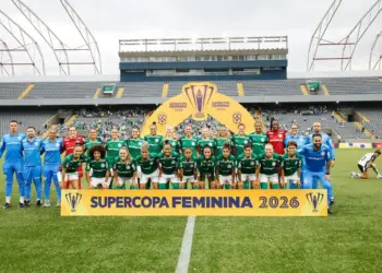 Nos pênaltis, Palmeiras vence Corinthians e é campeão da Supercopa Feminina