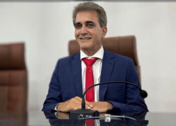 Deputado cobra seriedade de ACM Neto e Bruno na questão do ICMS sobre os combustíveis