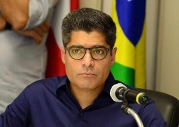 ACM Neto pode afastar ex-ministro de sua chapa