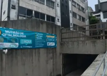 Quatro pessoas perdem a visão após mutirão em clínica  de Salvador