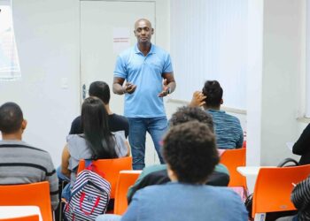 Prefeitura de Salvador abre inscrições para curso gratuito de Mecânico Eletricista de Automóveis