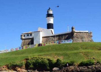 Salvador 477 anos: Farol da Barra recebe programação especial
