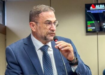 Hassan reivindica pavimentação de trecho da BA-130 para fomentar desenvolvimento em Planaltino