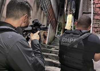 Operação   prende sete investigados por ataque de torcida organizada em Salvador