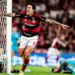 Flamengo reage no segundo tempo e vira sobre o Santos no Maracanã