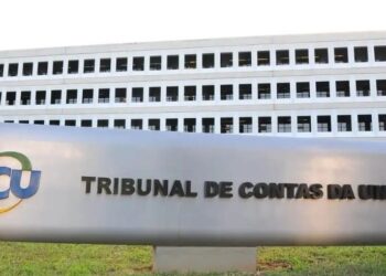Tribunal de Contas da União vê farra em jatinhos, mas não manda ressarcir