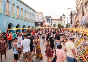 Feira de Caxixis impulsiona fluxo turístico em Nazaré na Semana Santa