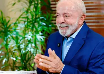 Lula defende proibição de bets e mostra preocupação com endividamento