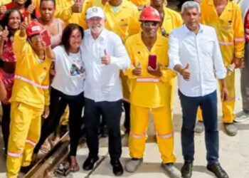 Em Salvador, Lula defende o Pix após críticas em relatório comercial dos EUA