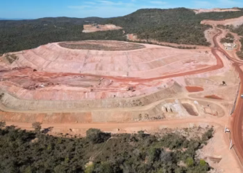 Empresa dos EUA compra mineradora brasileira de terras raras