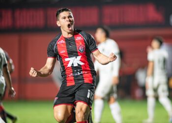 Vitória goleia o ABC e abre grande vantagem nas semifinais da Copa do Nordeste