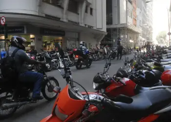Internações causadas por acidentes com motocicletas crescem  82% na Bahia