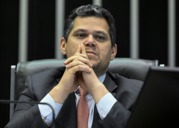 Lula irá retaliar derrotas no Congresso, mas somente após para as eleições