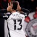 Corinthians derrota Peñarol para seguir 100% na Libertadores