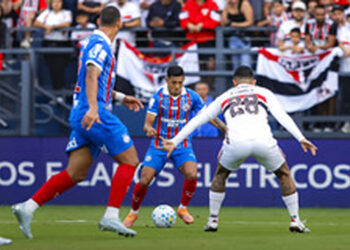 Bahia arranca empate contra o São Paulo com gol de Erick