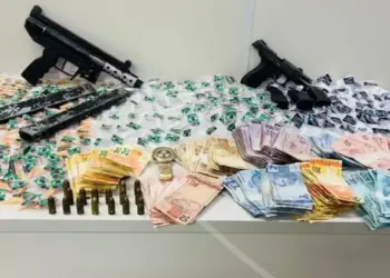 Dois homens morrem em confronto com policiais em no bairro de Pernambués